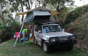 4x4 Land Cruiser Prado with Rooftop Tent